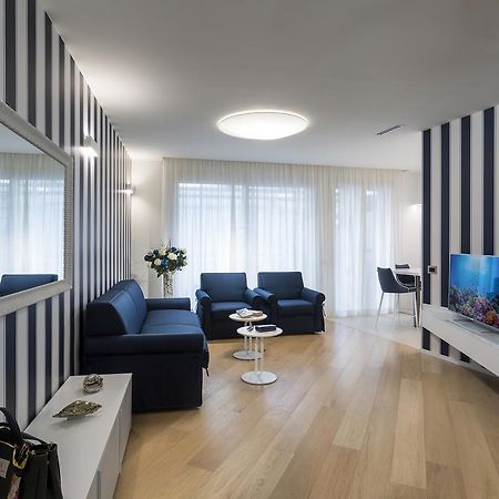 Embassy Aparthotel Rimini Ngoại thất bức ảnh