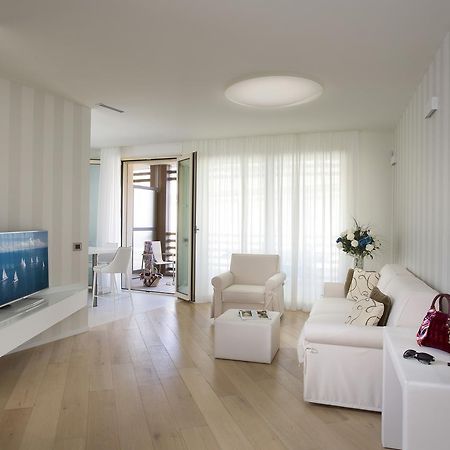 Embassy Aparthotel Rimini Ngoại thất bức ảnh