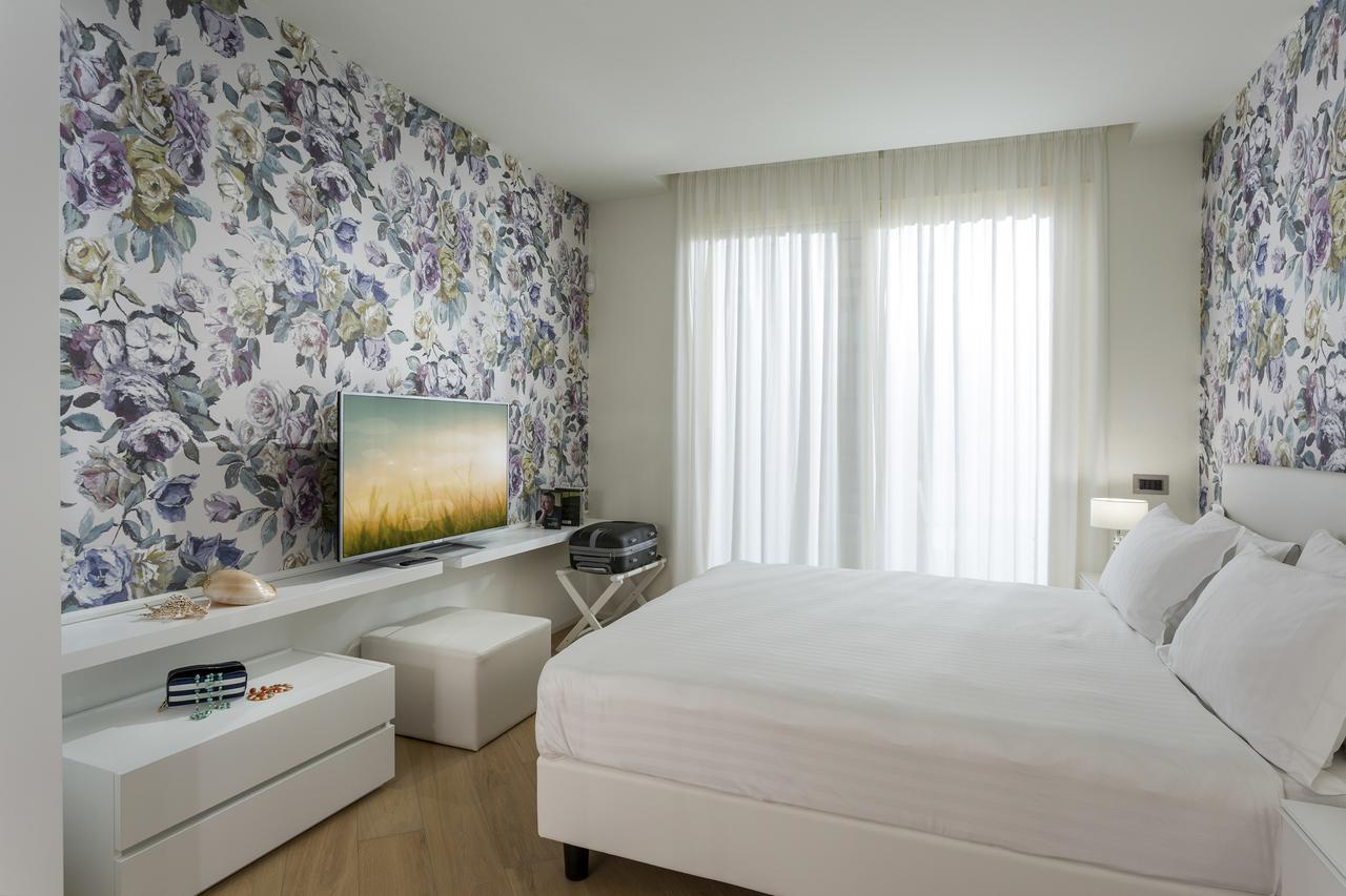 Embassy Aparthotel Rimini Ngoại thất bức ảnh