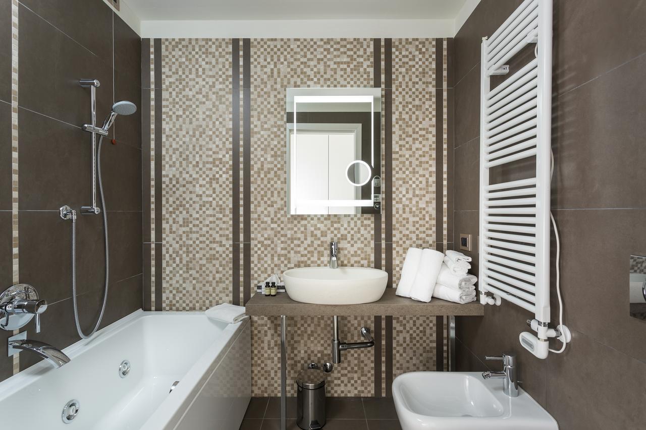 Embassy Aparthotel Rimini Ngoại thất bức ảnh