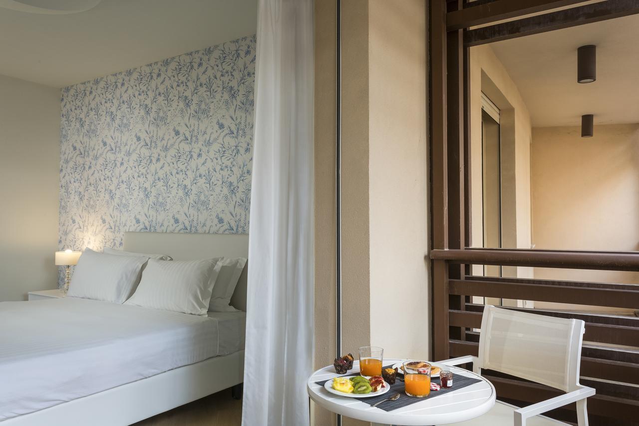 Embassy Aparthotel Rimini Ngoại thất bức ảnh